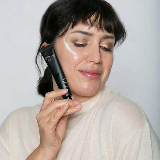 Crema hidratante para el contorno de ojos con ginseng 